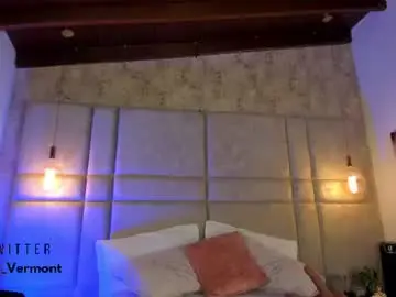 Chaturbate Best live sex cam show of milyy_vermont