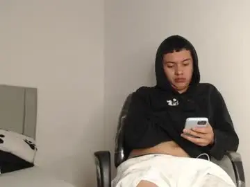 Chaturbate Live Sex of alex__lover