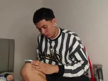 Chaturbate Best live sex cam show of alex__lover
