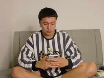Chaturbate Nude Webcam of alex__lover