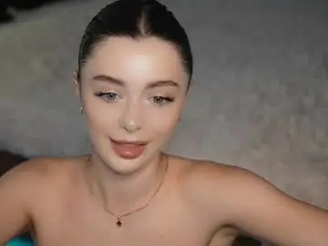 Chaturbate Sex Cam of dinacandy