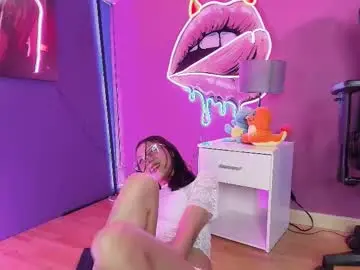 Chaturbate Live Sex Cam of mycutiebabe