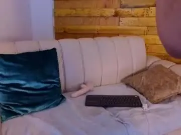Chaturbate Nude Webcam of pixy_20