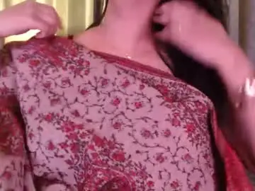 Chaturbate Sex Cam of sexy_myra18