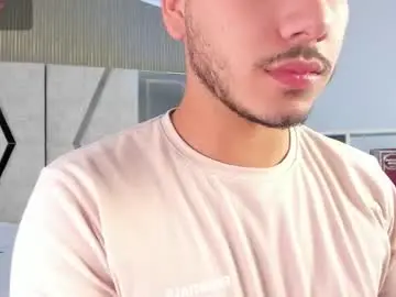 Chaturbate Sex Chat of axel_grey_