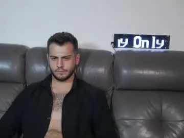 Chaturbate Adult Webcam of crazydom1