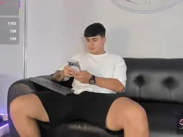 Chaturbate Free Porn Cam of cristopher_strong