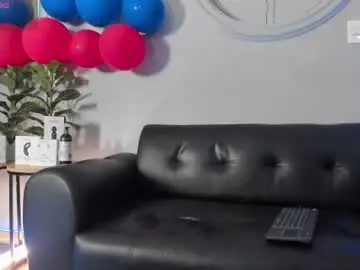 Chaturbate Watch Live Sex Cams of cristopher_strong