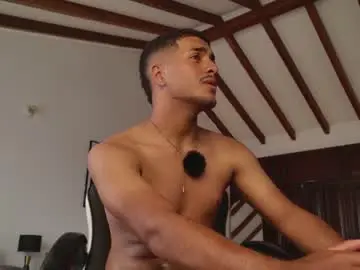 Chaturbate Adult Webcams of michel_g22
