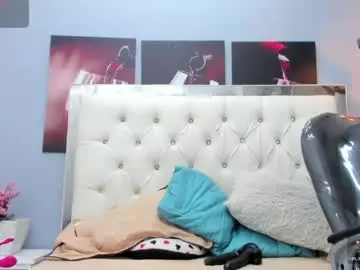 Chaturbate Free Porn Cam of marcella_hill