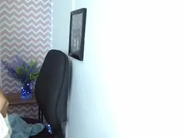 Chaturbate Adult Video Chat of shantalcarson