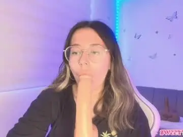 Chaturbate Best live sex cam show of sweettvera_
