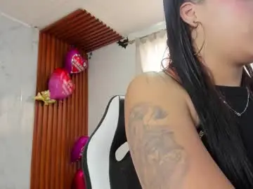 Chaturbate Adult Webcam of adhara_messy