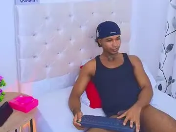Chaturbate Adult Webcam of cassian_gold
