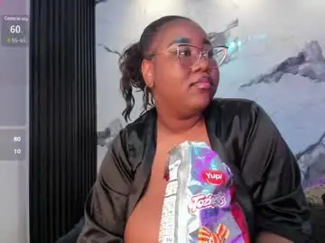 Chaturbate Live Sex Cam of darnellqueen