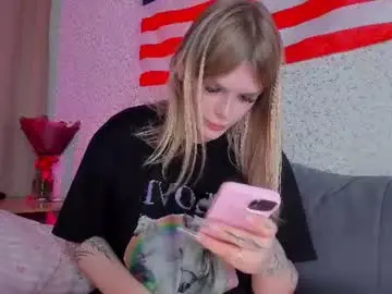 Chaturbate Live Porn of krisi_myrr