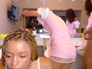 Chaturbate Watch Live Sex Cams of littlejennifer18