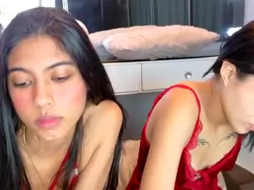 Chaturbate Live Sex Cam of littlejennifer18