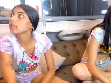 Chaturbate Live Sex of littlejennifer18