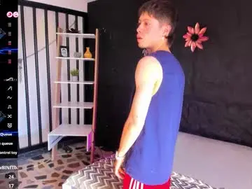 Chaturbate Live Sex Cam of marcuscollins1_