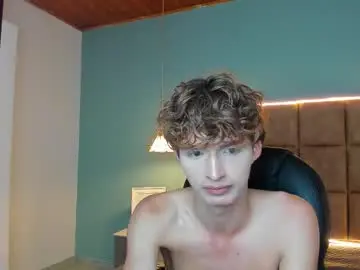 Chaturbate Live Sex Cam of nicolasferrer18