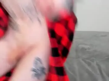 Chaturbate Live Sex Cam of raveneusbiter