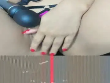 Chaturbate Live Sex Cam of tara_hot1