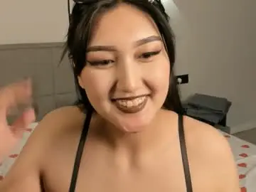 Chaturbate Adult Video Chat of yunamini