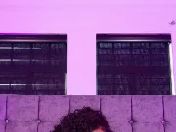 Chaturbate Adult Video Chat of aivadumont