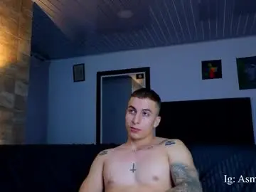 Chaturbate Live Sex Cam of asmodeo_cox