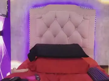 Chaturbate Sex Cam of kiaramusex