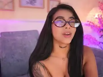 Chaturbate Watch Live Sex Cams of meganlowell