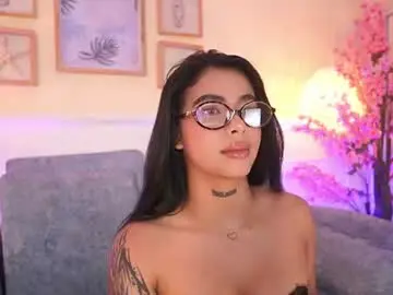 Chaturbate Live Sex Cam of meganlowell