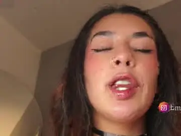 Chaturbate Live Sex Cam of missemily_11