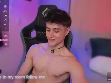 Chaturbate Best live sex cam show of thomklein