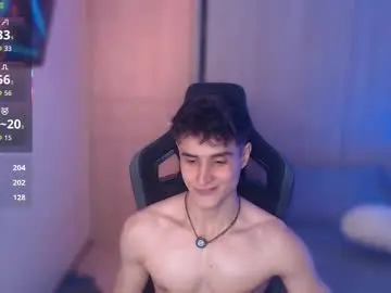 Chaturbate Live Sex Cam of thomklein