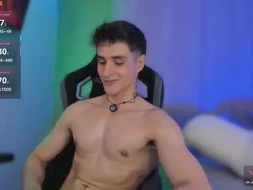 Chaturbate Live Sex Cam of thomklein