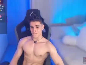 Chaturbate Best live sex cam show of thomklein