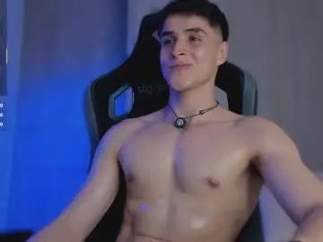 Chaturbate Live Sex Cam of thomklein