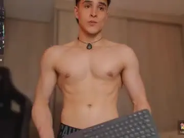 Chaturbate Best live sex cam show of thomklein