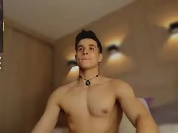 Chaturbate Best live sex cam show of thomklein