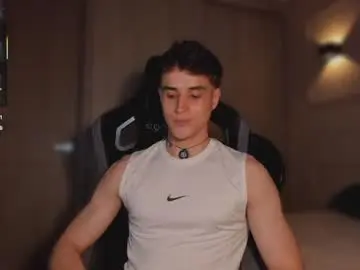 Chaturbate Live Sex Cam of thomklein
