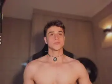 Chaturbate Best live sex cam show of thomklein
