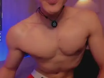 Chaturbate Best live sex cam show of thomklein