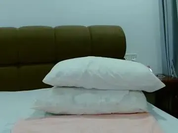 Chaturbate Sex Cam of hersheys_aran