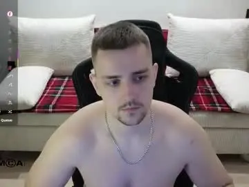 Chaturbate Nude Webcam of larstar01