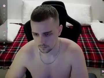 Chaturbate Free Porn Cam of larstar01