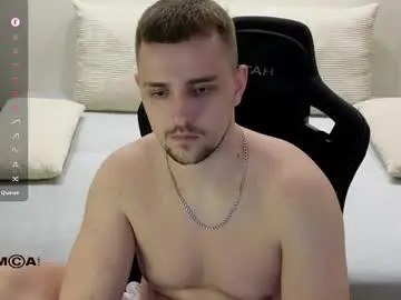 Chaturbate Watch Live Sex Cams of larstar01