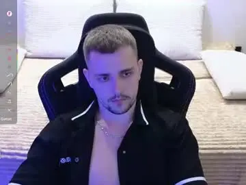 Chaturbate Free Porn Cam of larstar01