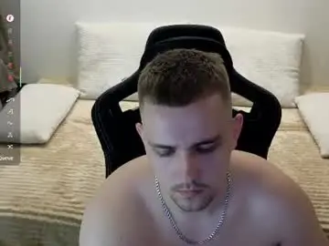 Chaturbate Best live sex cam show of larstar01